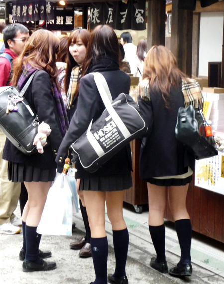 Culture Prostitution des collégiennes et lycéennes au Japon Part 1 2