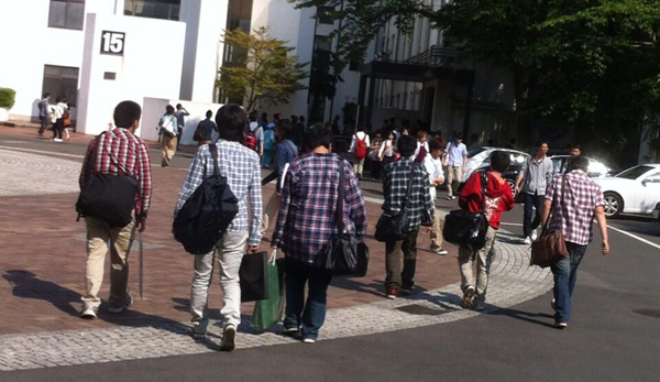 student japanese fashion friends