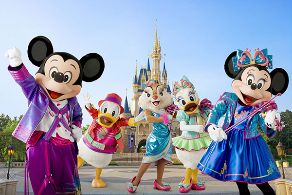 Tokyo-Disneyland-in-Japan